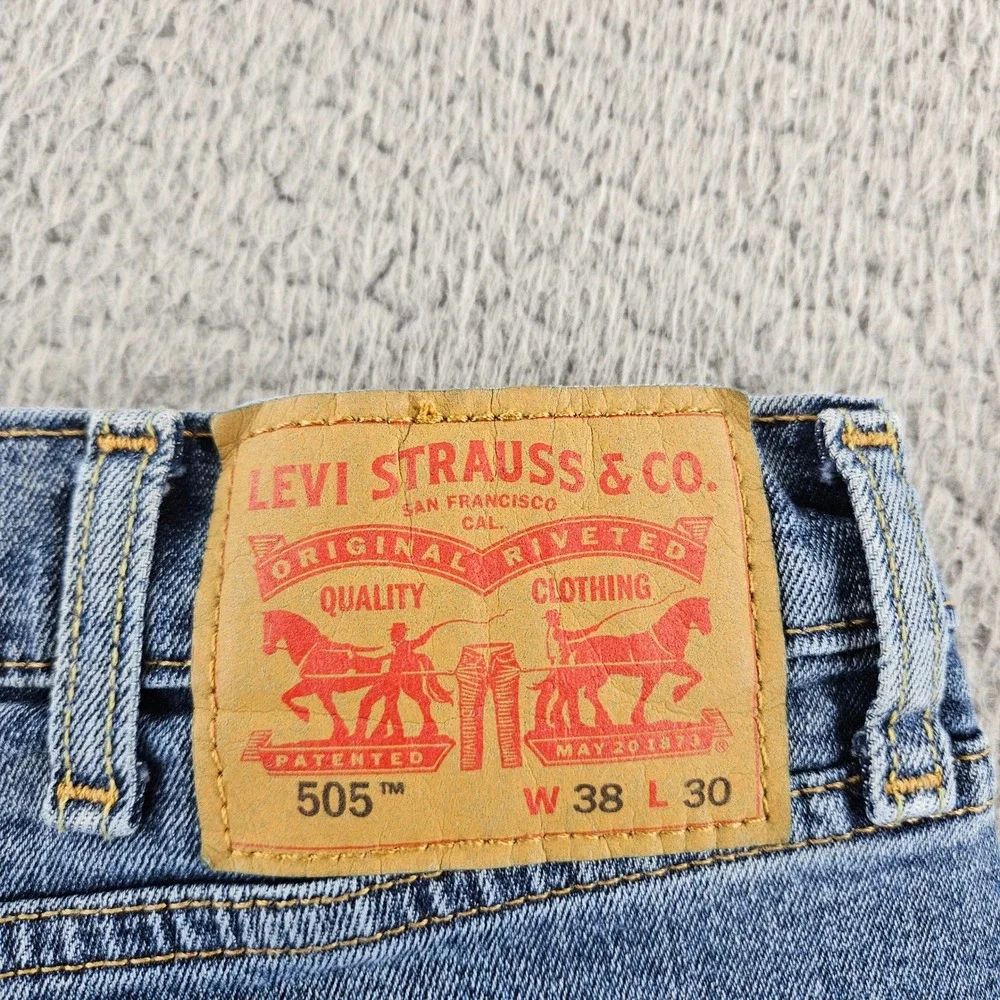 Levis‎ 505 Jeans Mens 38x30 Blue Denim Medium Wash Straight Leg Regular Fit